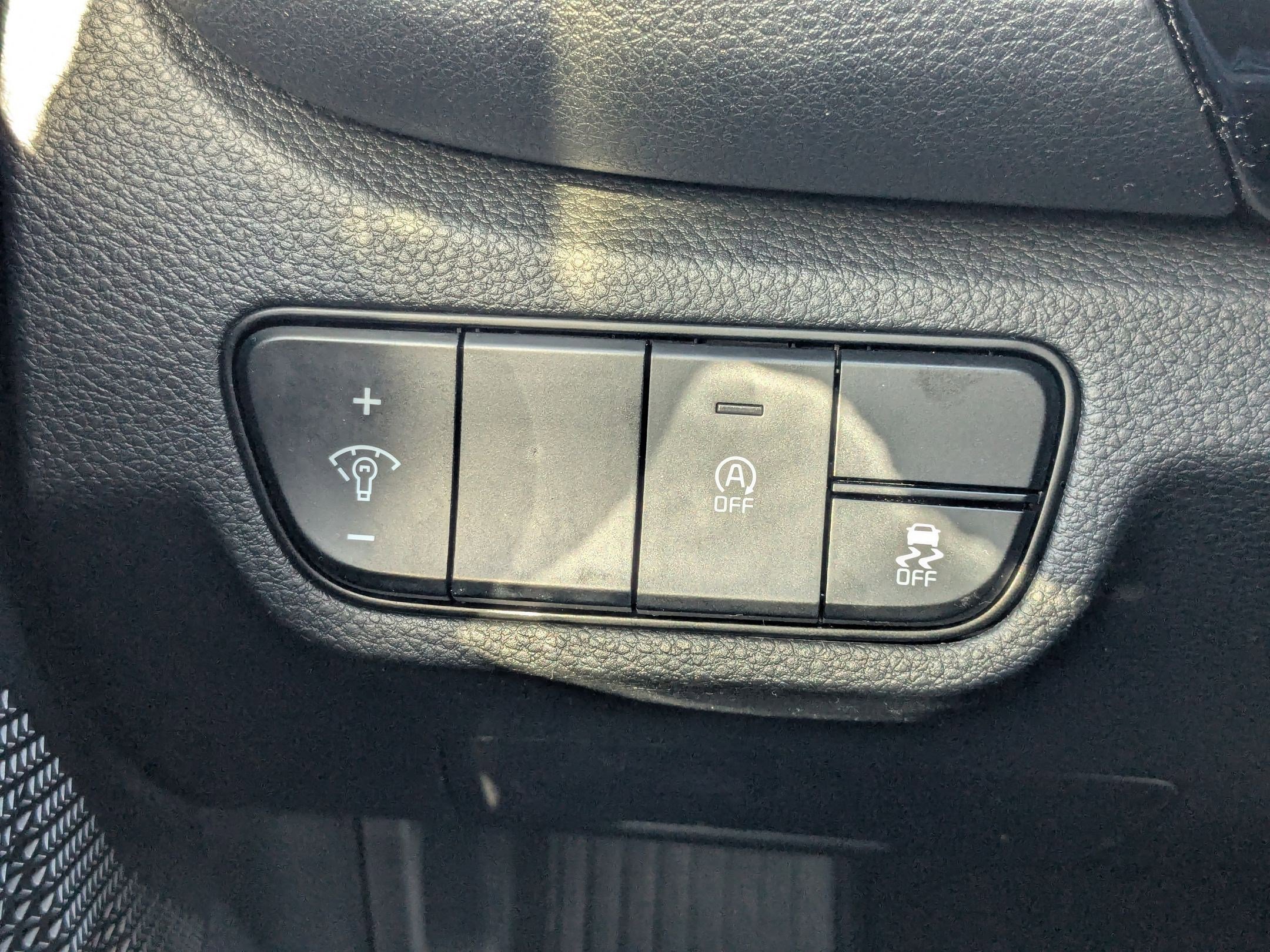 Used 2024 Kia Seltos S FWD image 16
