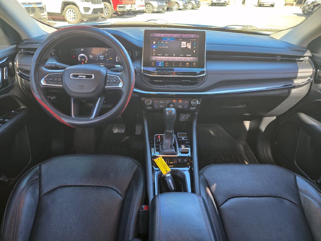Used 2022 Jeep Compass Trailhawk w/ Trailhawk Elite Group AWD/4WD image 18