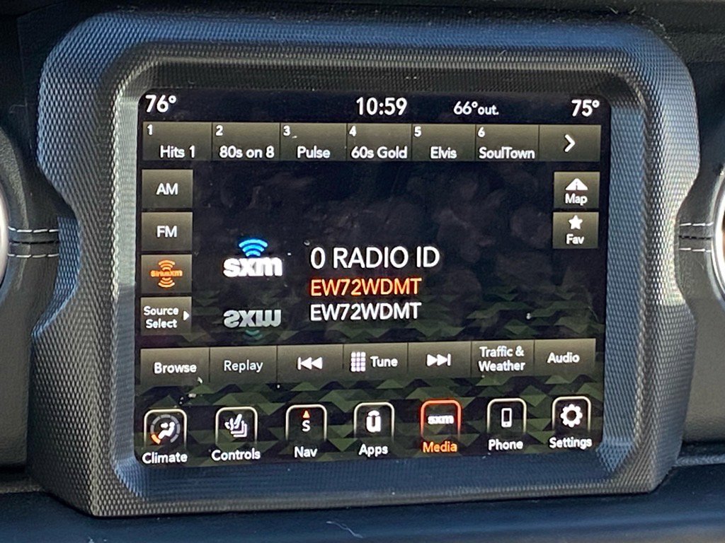 Used 2021 Jeep Wrangler Unlimited Sahara w/ Cold Weather Group image 7