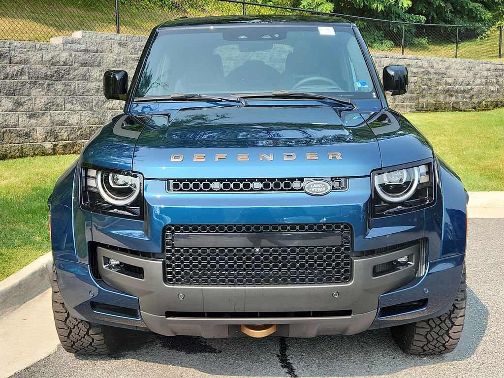 New 2026 Land Rover Defender 110 OCTA AWD/4WD image 8