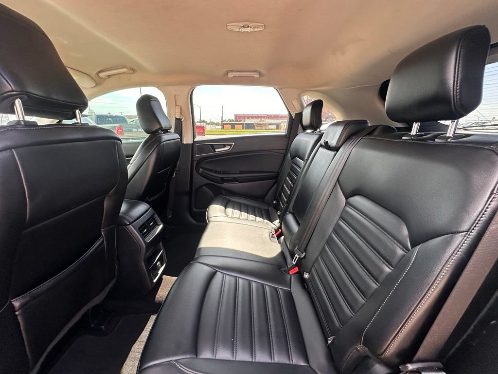 Used 2020 Ford Edge SEL FWD image 14