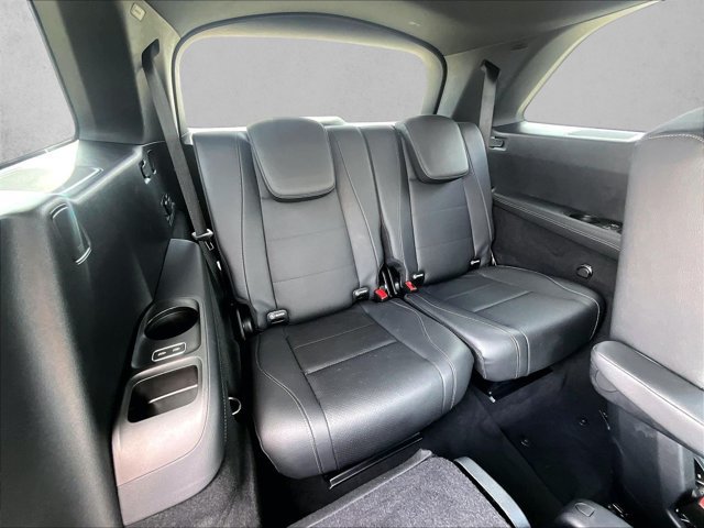Used 2025 Mercedes-Benz GLS 450 4MATIC image 29