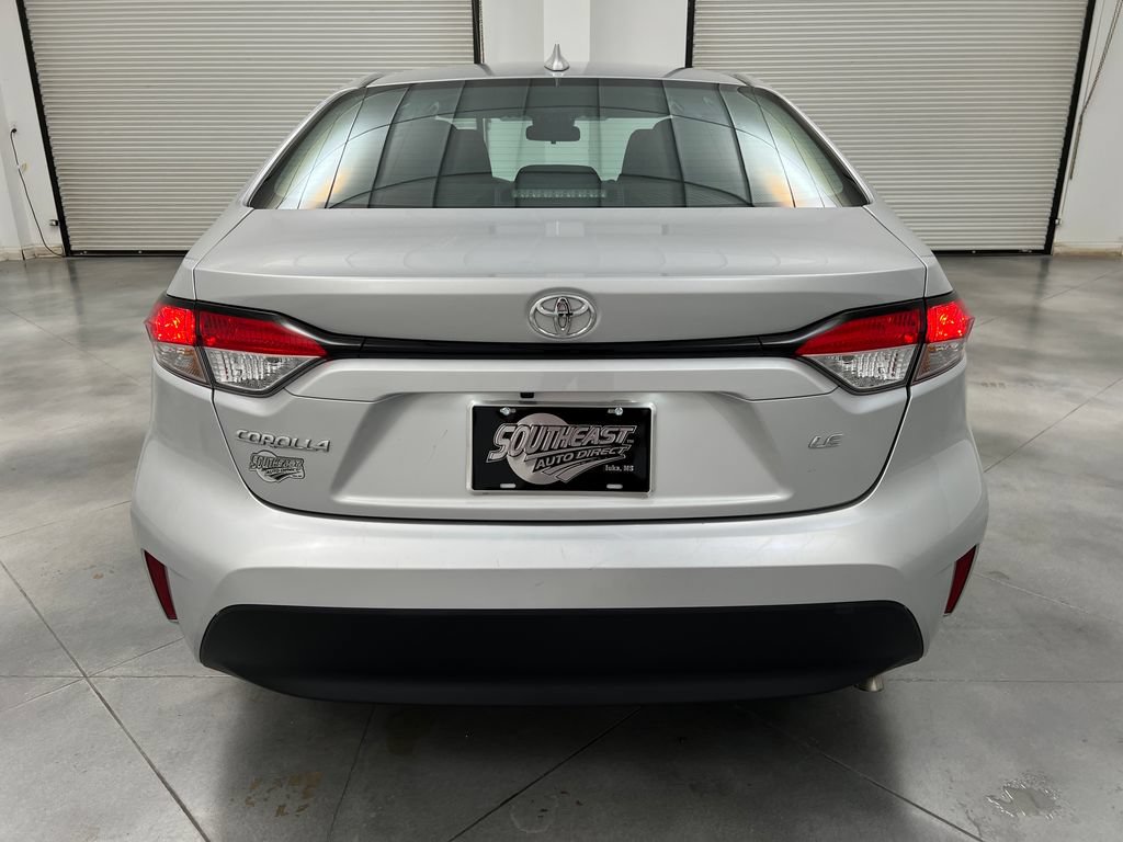 Used 2024 Toyota Corolla LE FWD image 8