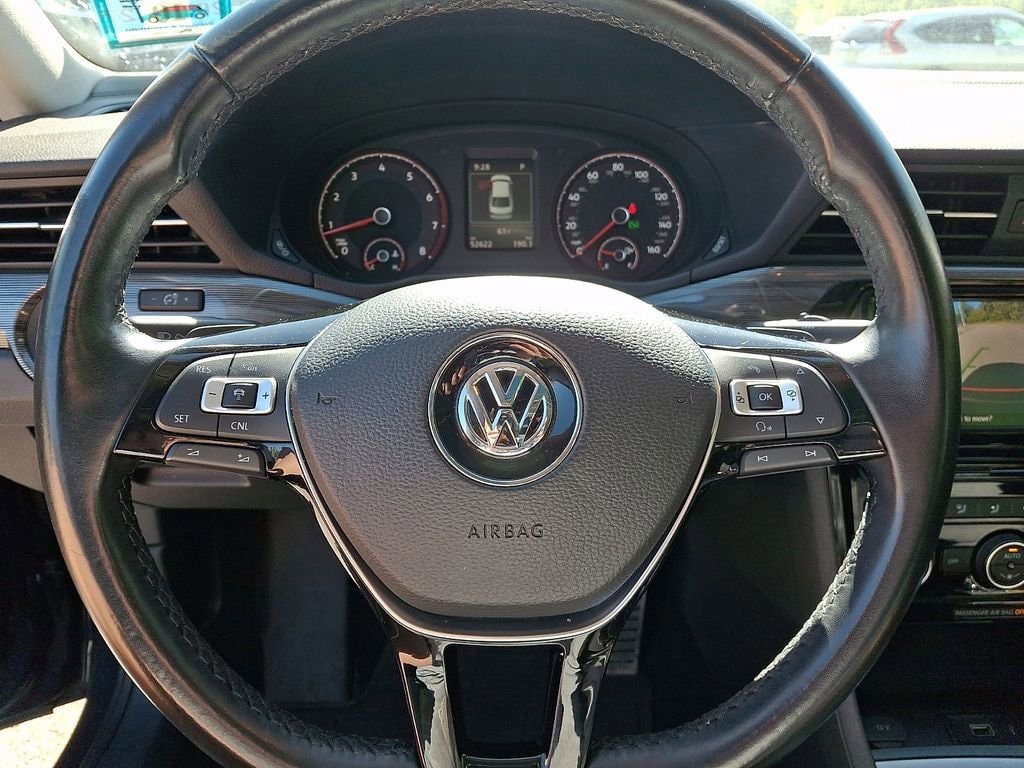 Used 2020 Volkswagen Passat 2.0T R-Line FWD image 25
