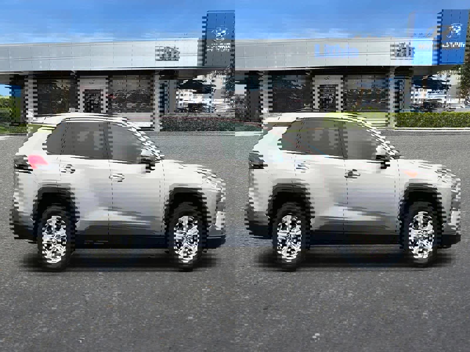 Used 2020 Toyota RAV4 XLE image 8