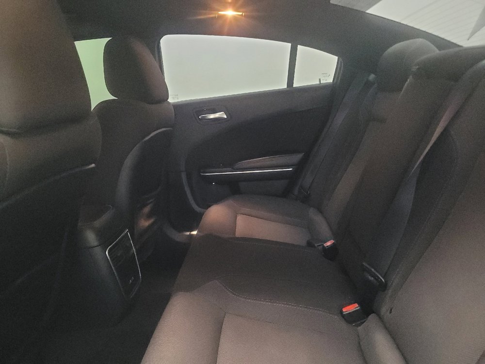 Used 2018 Dodge Charger SXT Plus RWD image 18