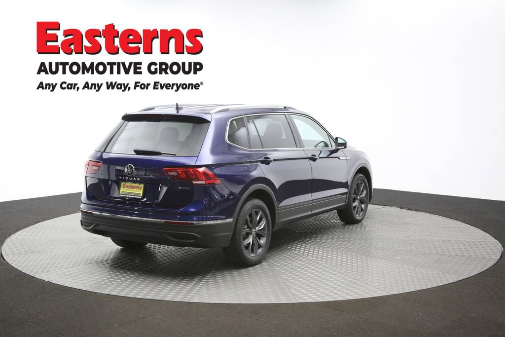 Used 2022 Volkswagen Tiguan SE image 38