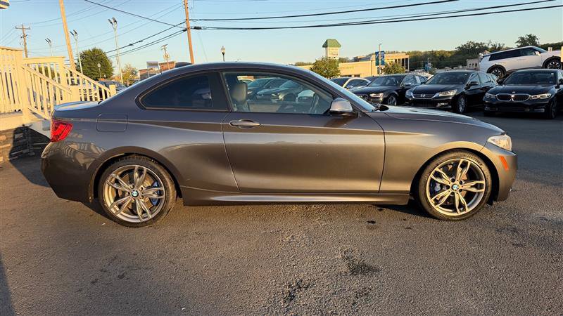 Used 2016 BMW M235i Coupe RWD image 7