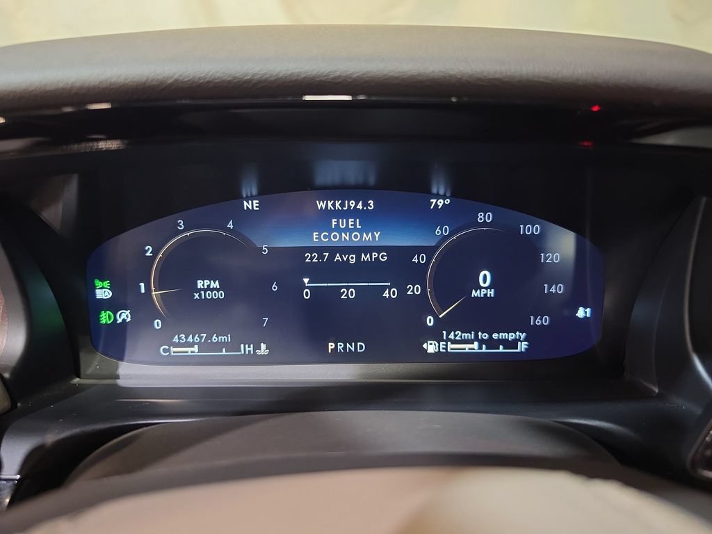 Used 2020 Lincoln Aviator Reserve w/ Elements Package Plus AWD/4WD image 10