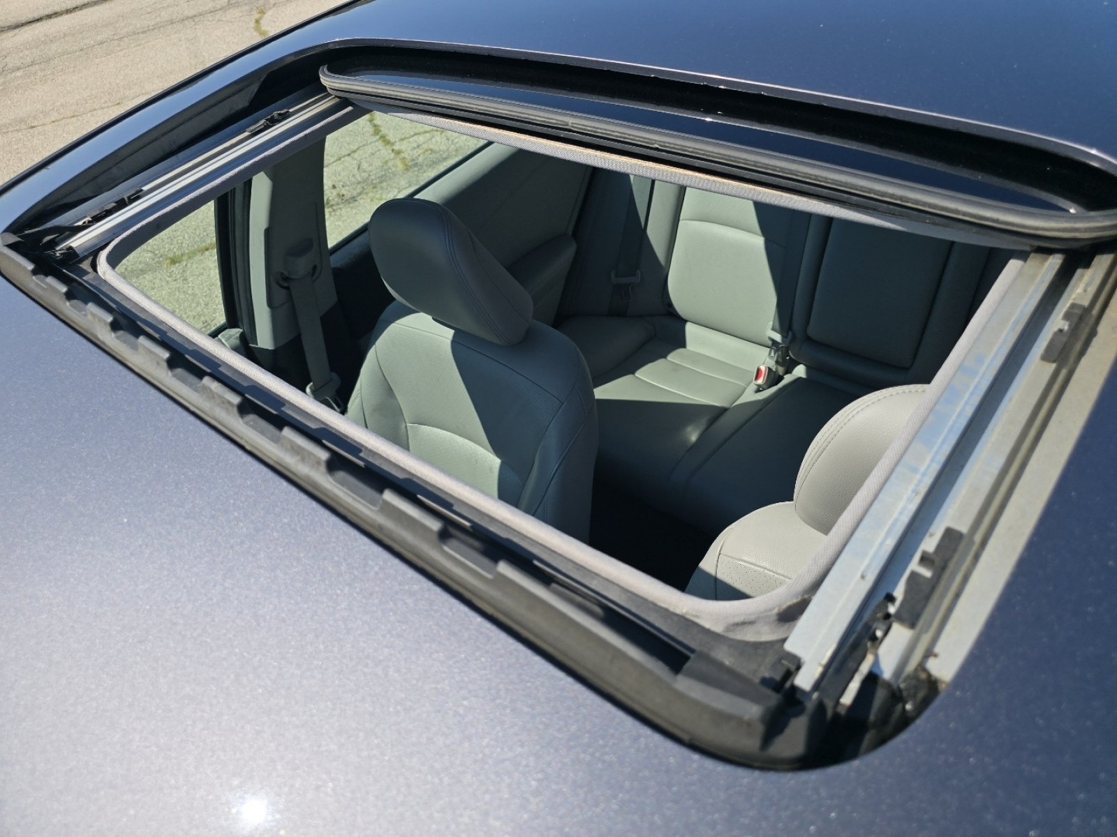 Used 2017 Honda Accord EX-L image 4
