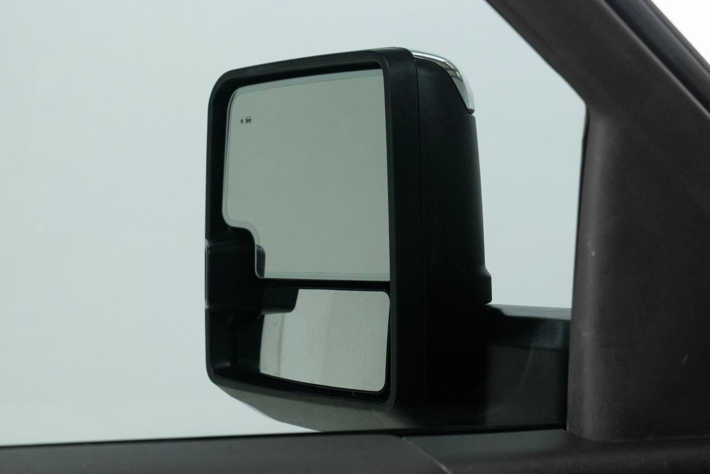 Used 2022 Chevrolet Silverado 2500 High Country w/ Technology Package image 15