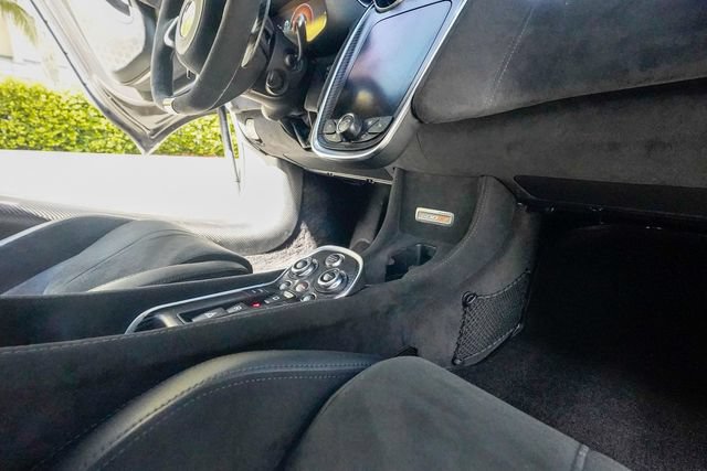 Used 2019 McLaren 600LT RWD image 95