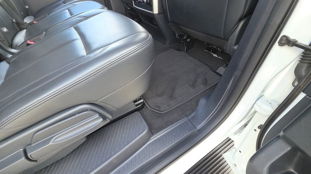Used 2024 Ford Expedition Max XLT AWD/4WD image 15