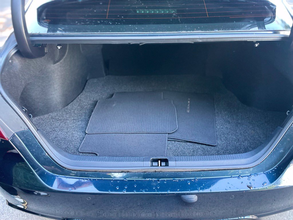 Used 2018 Toyota Camry XSE FWD image 22