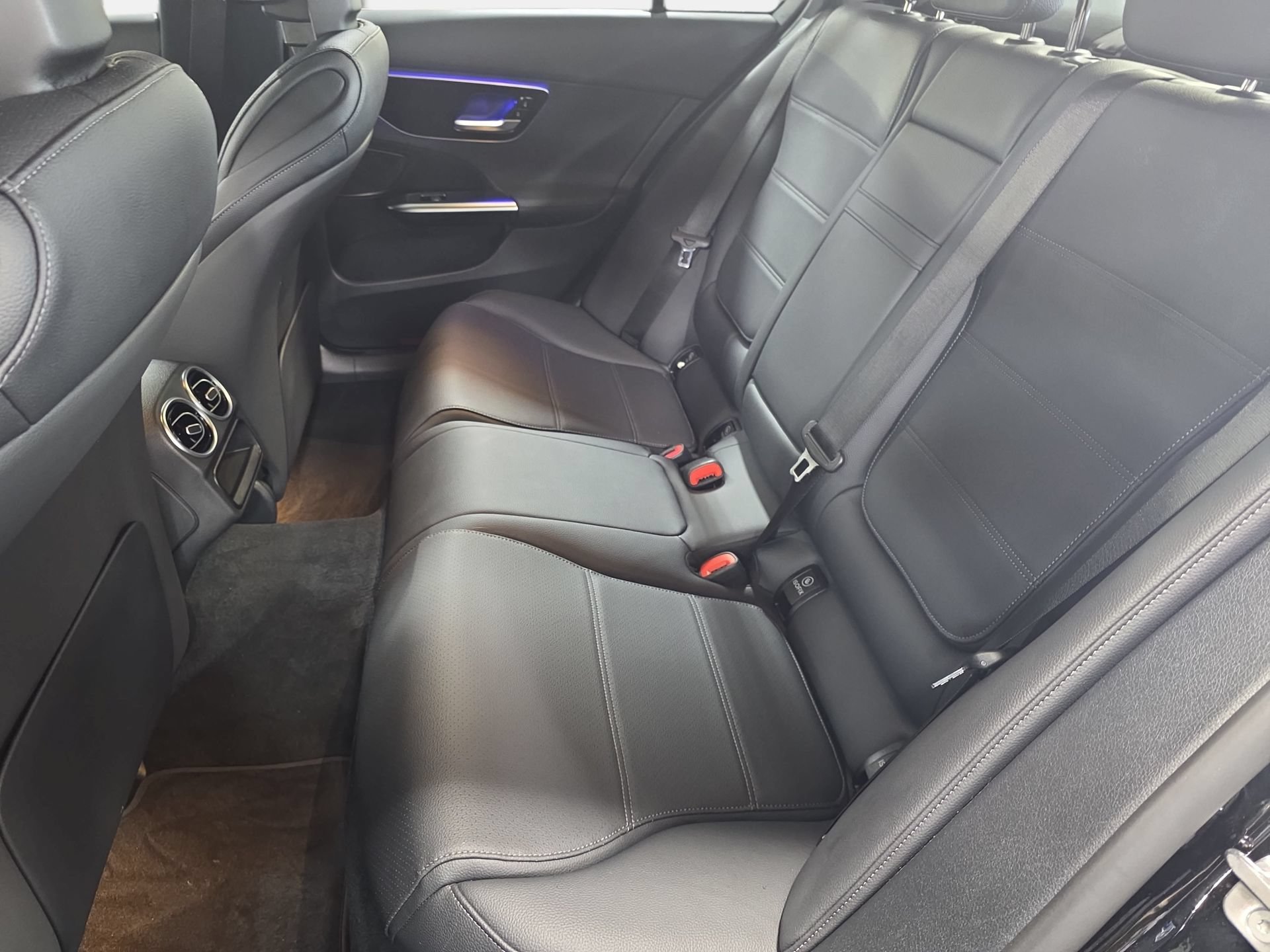 Certified 2025 Mercedes-Benz C 300 4MATIC Sedan image 14