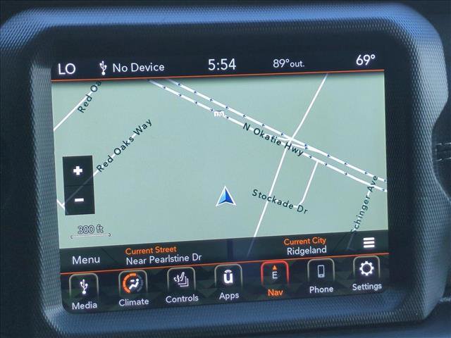 Used 2020 Jeep Gladiator Overland AWD/4WD image 13