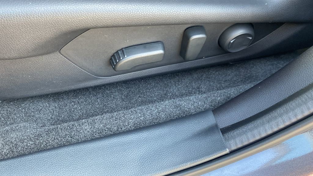 Used 2025 Subaru Crosstrek 2.5i Wilderness w/ Crosstrek Mirror Package image 19