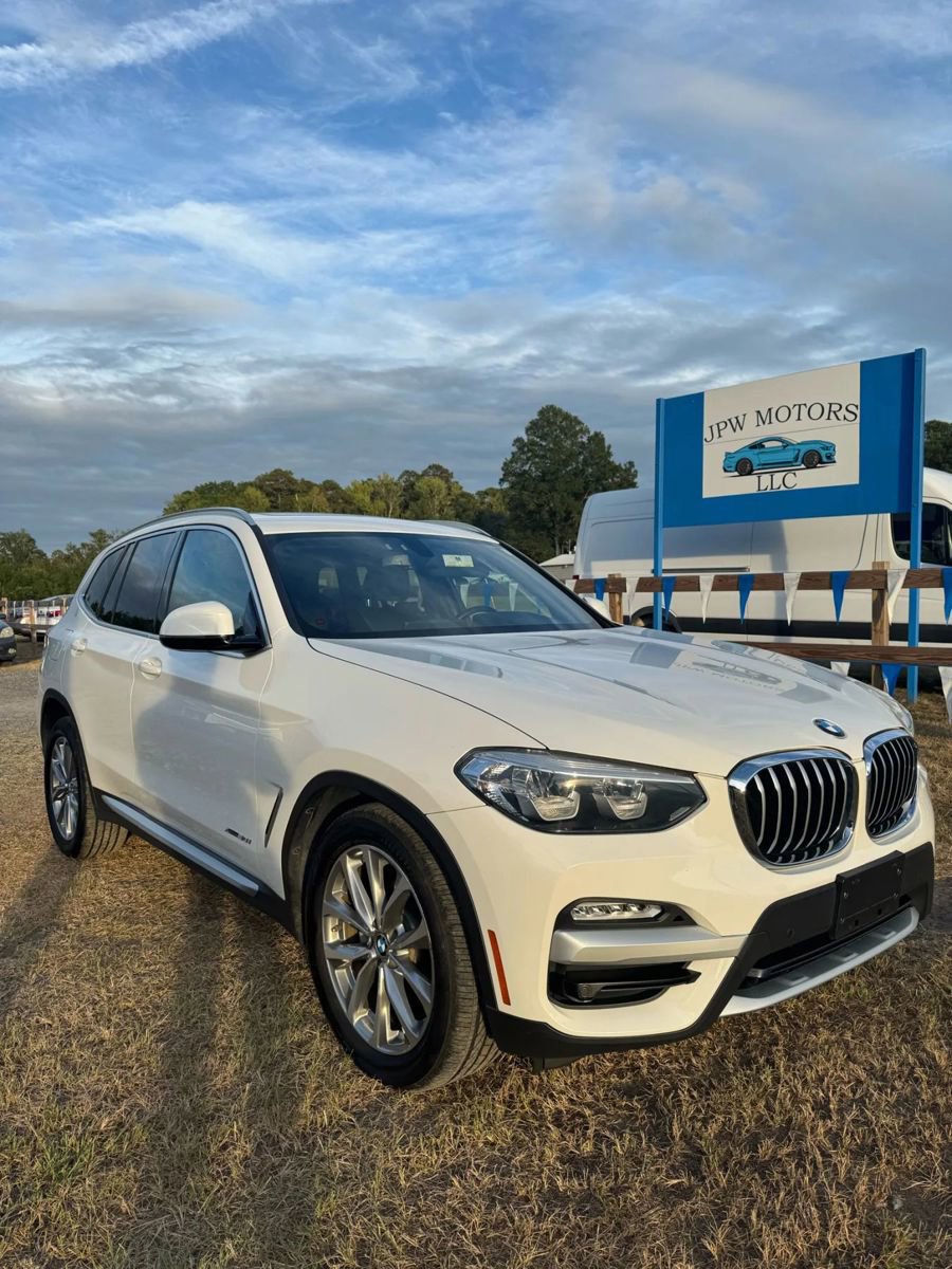Used 2018 BMW X3 xDrive30i image 2