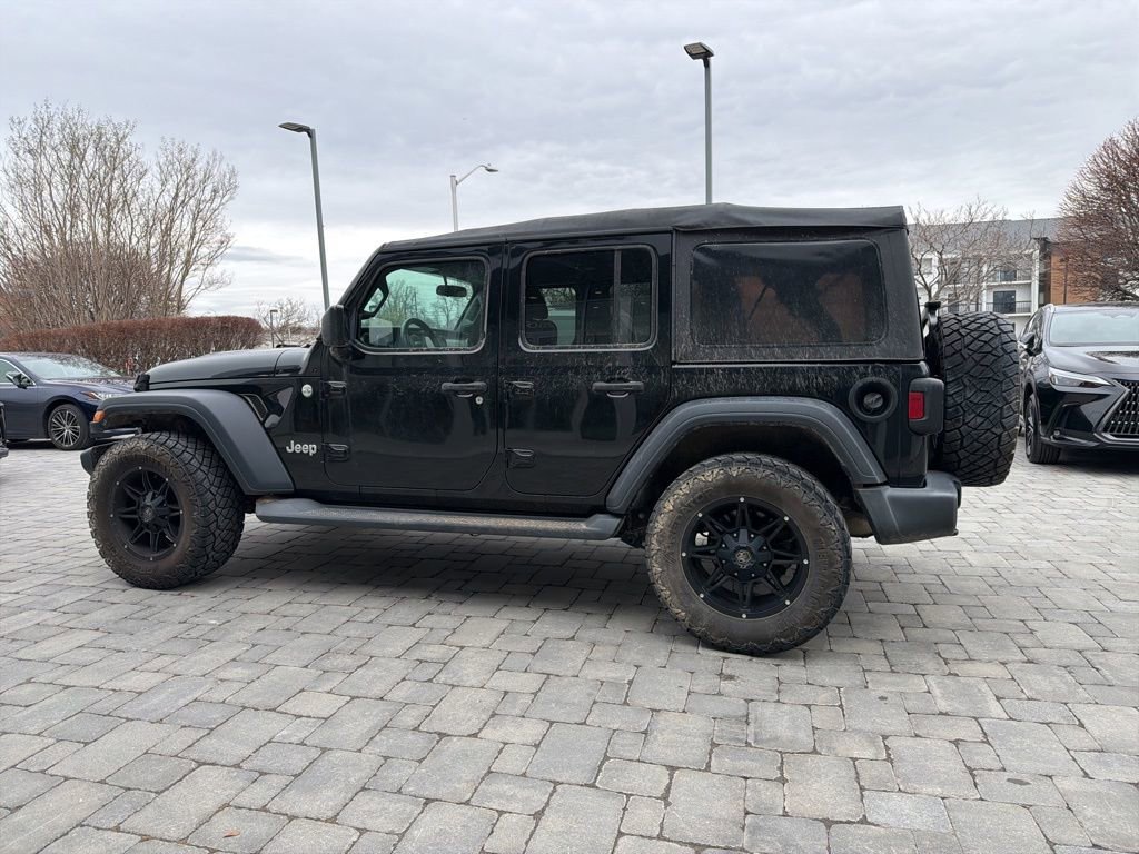 Used 2019 Jeep Wrangler Unlimited Sport image 9