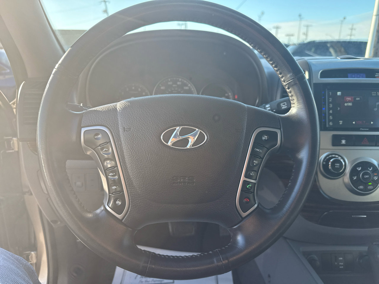 Used 2011 Hyundai Santa Fe SE image 15
