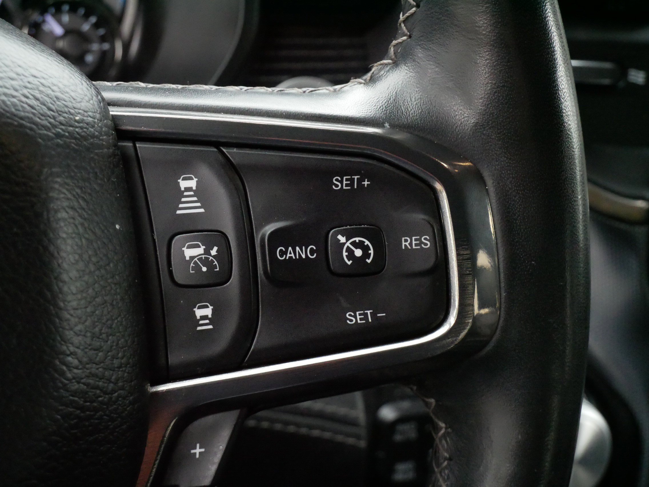 Used 2021 RAM 1500 Limited w/ Night Edition AWD/4WD image 25