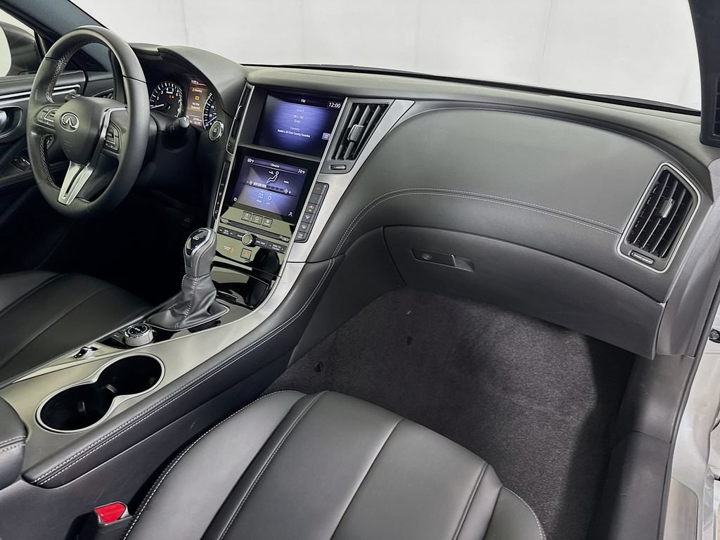 Certified 2020 INFINITI Q60 3.0t w/ Cargo Package RWD image 35