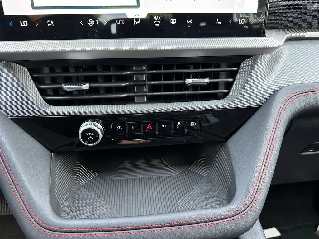 New 2026 Ford Explorer ST-Line w/ ST-Line Street Pack RWD image 30