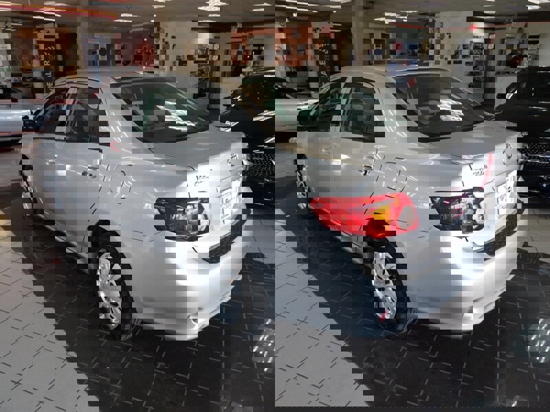 Used 2010 Toyota Corolla image 8