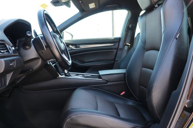 Used 2019 Honda Accord Sport image 12