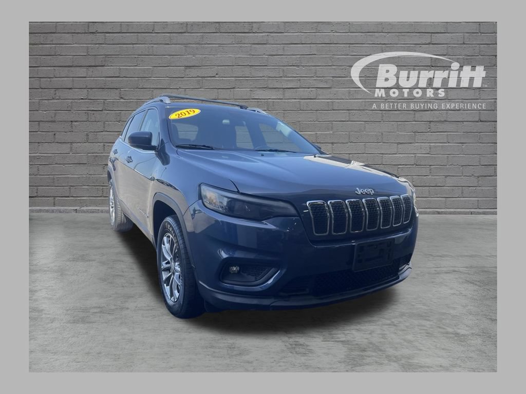 Used 2019 Jeep Cherokee Latitude Plus w/ Cold Weather Group
