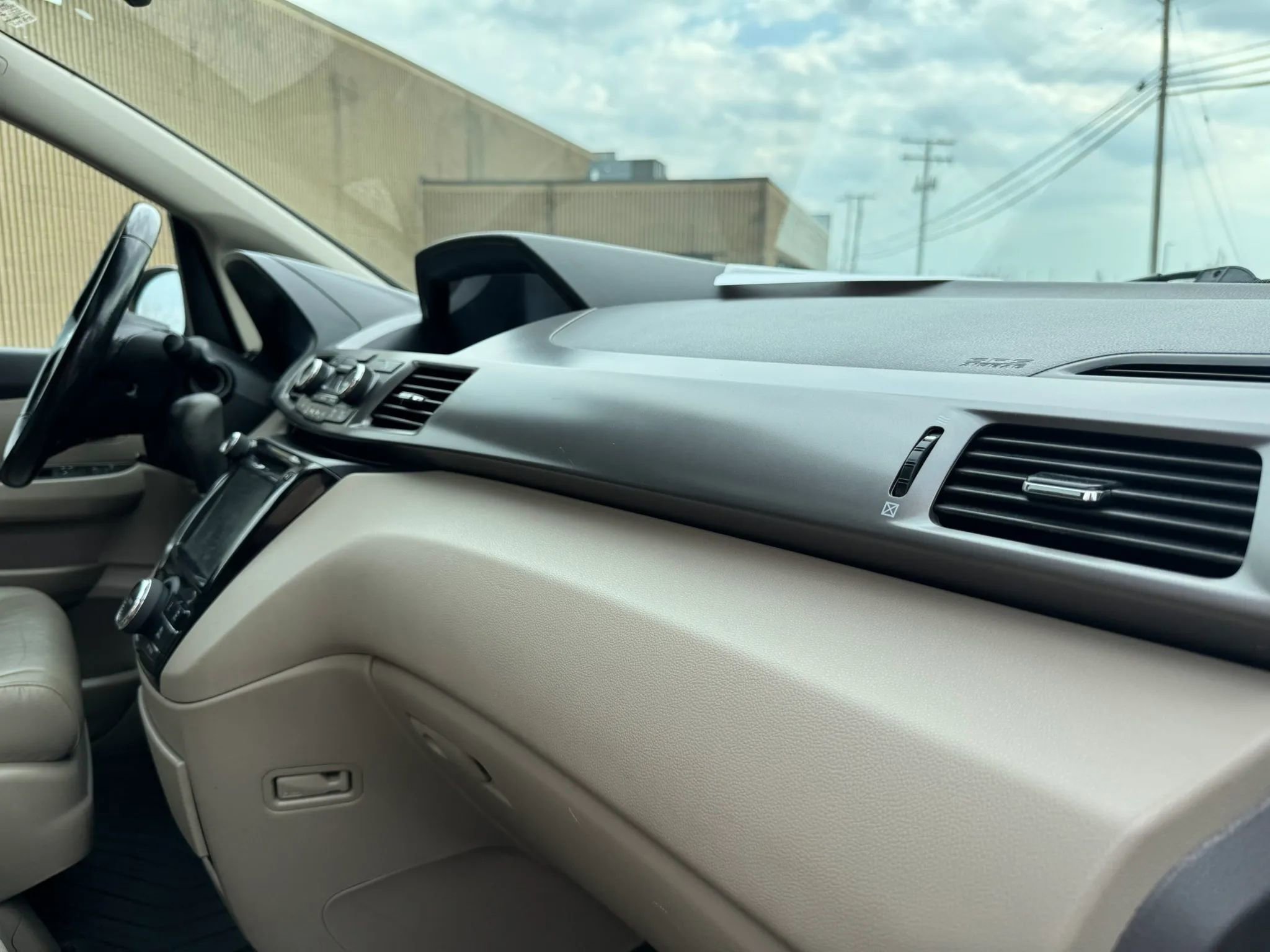 Used 2015 Honda Odyssey EX-L image 23