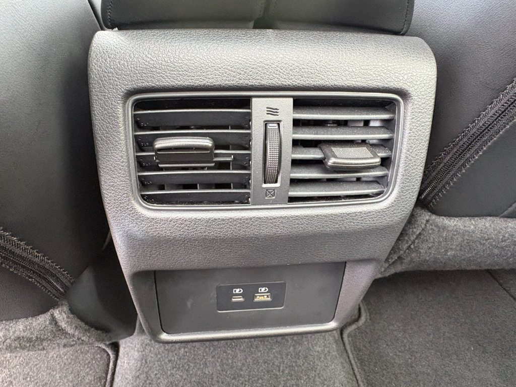 Used 2023 Nissan Rogue SV w/ SV Premium B Package FWD image 20