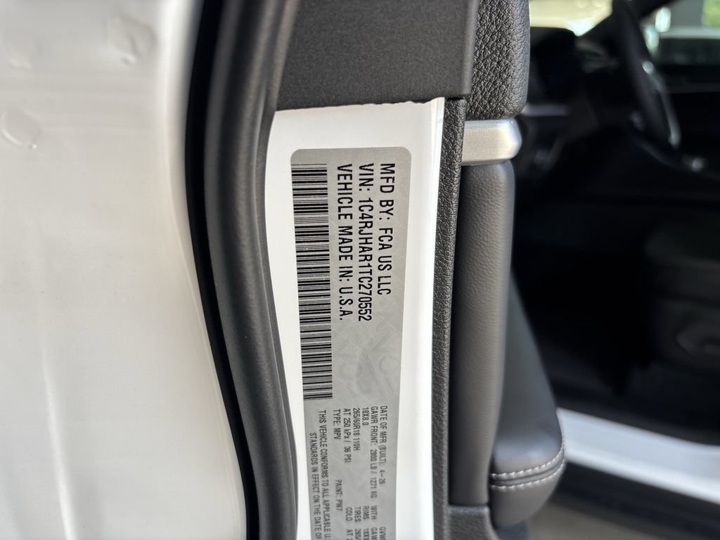New 2026 Jeep Grand Cherokee Altitude AWD/4WD image 26