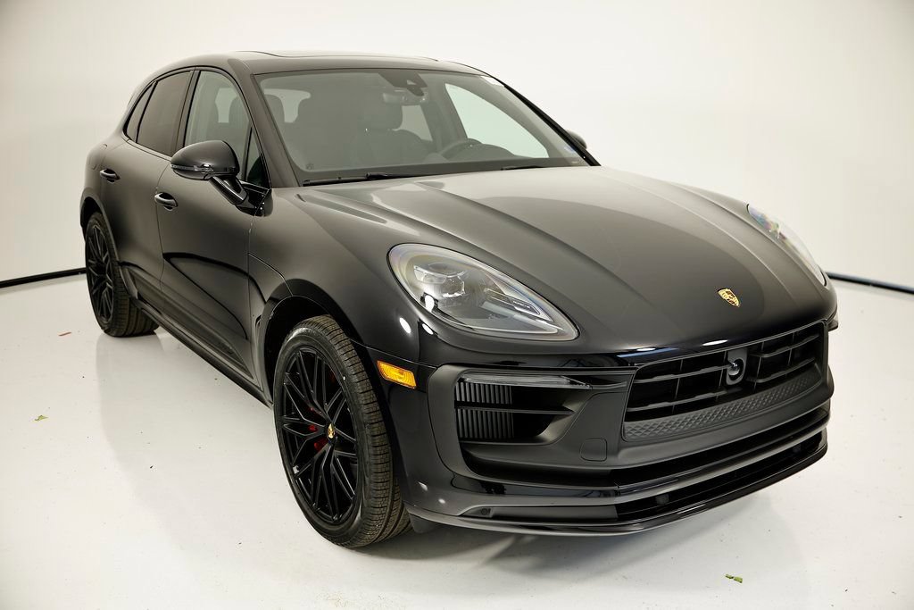 New 2026 Porsche Macan GTS AWD/4WD image 7