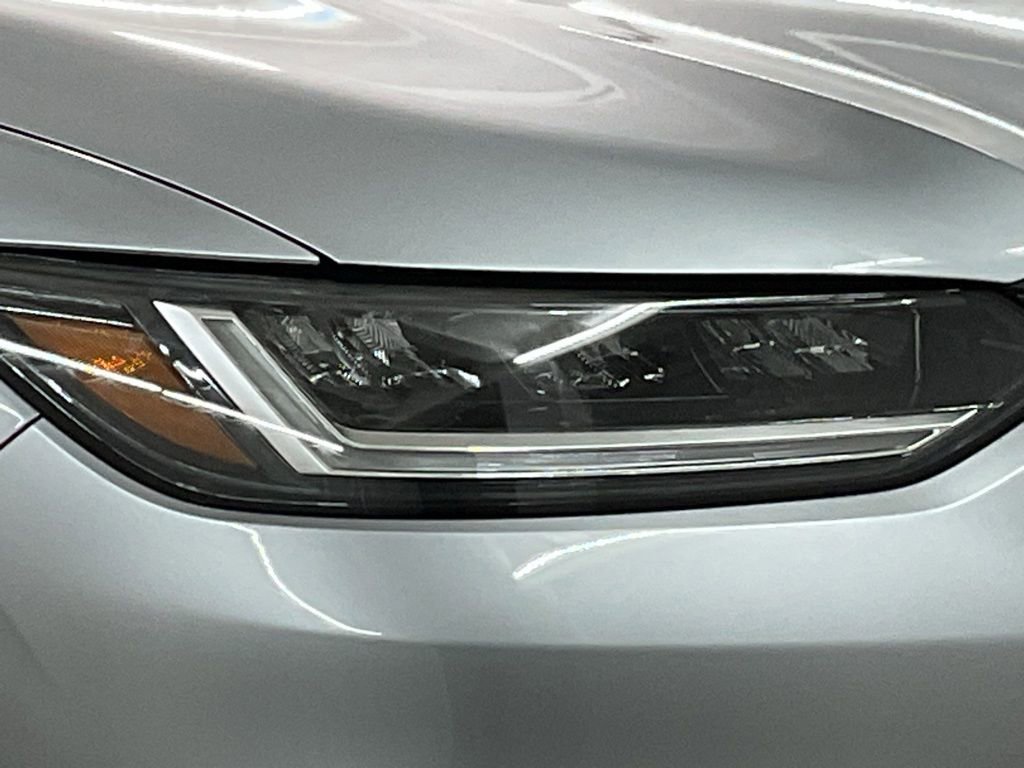 Certified 2026 Honda HR-V LX image 32