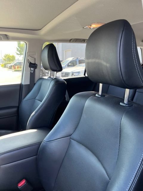 Used 2024 Toyota 4Runner Limited AWD/4WD image 11