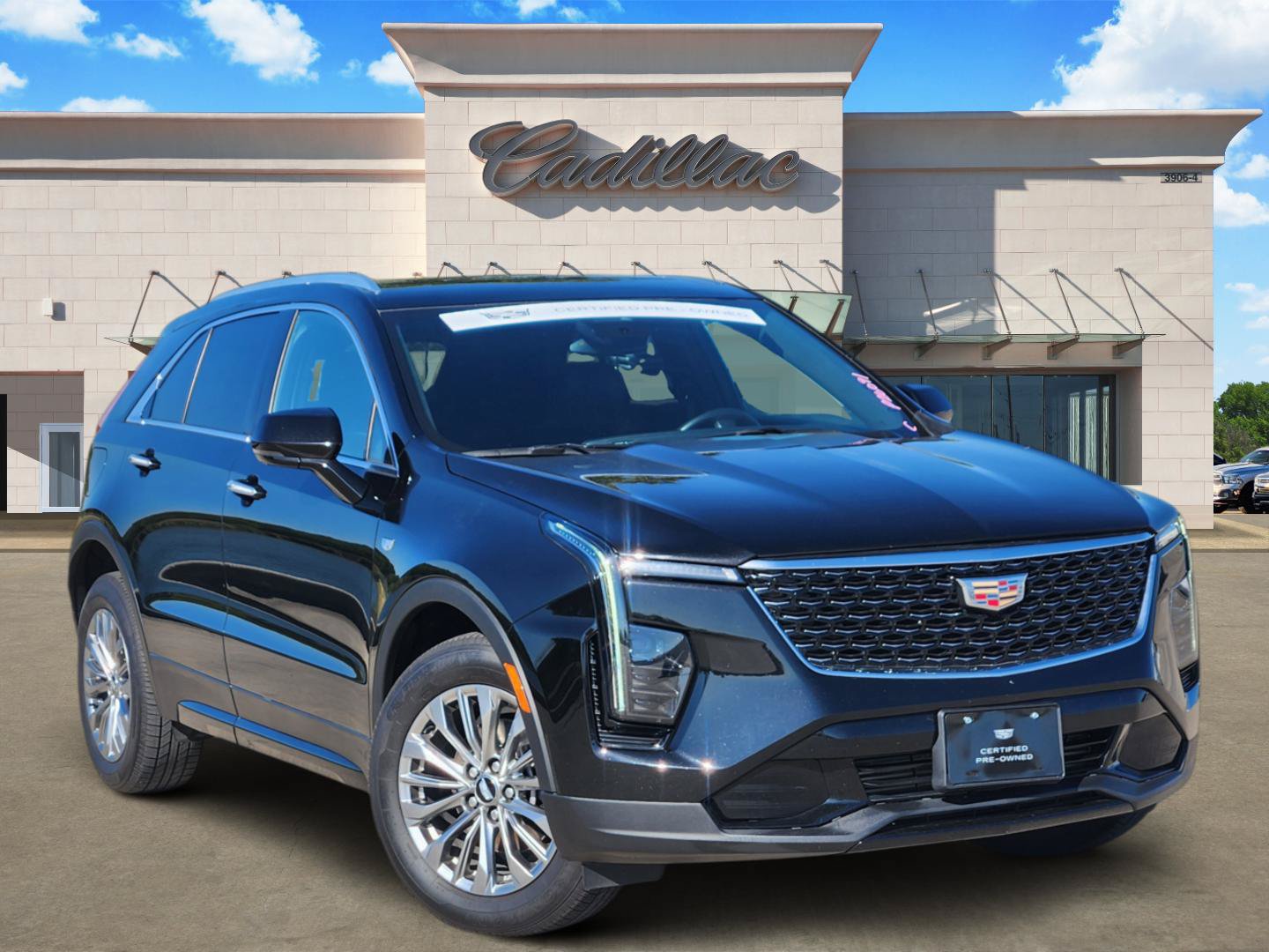 Certified 2024 Cadillac XT4 Premium Luxury AWD/4WD image 1