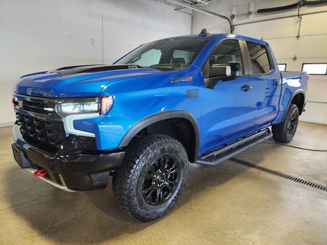 Used 2023 Chevrolet Silverado 1500 ZR2 w/ Technology Package AWD/4WD image 8