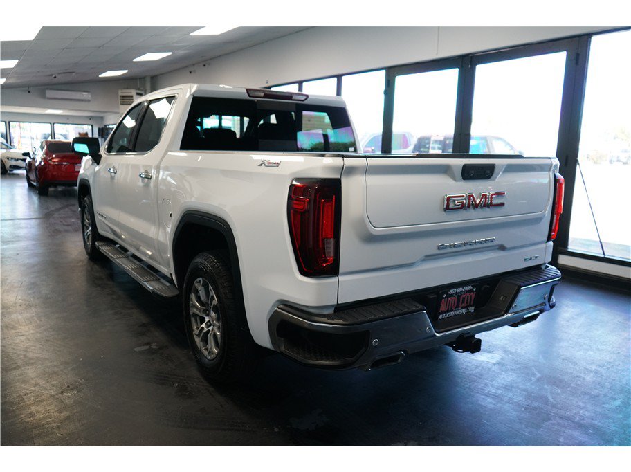 Used 2022 GMC Sierra 1500 SLT w/ SLT Premium Plus Package AWD/4WD image 5
