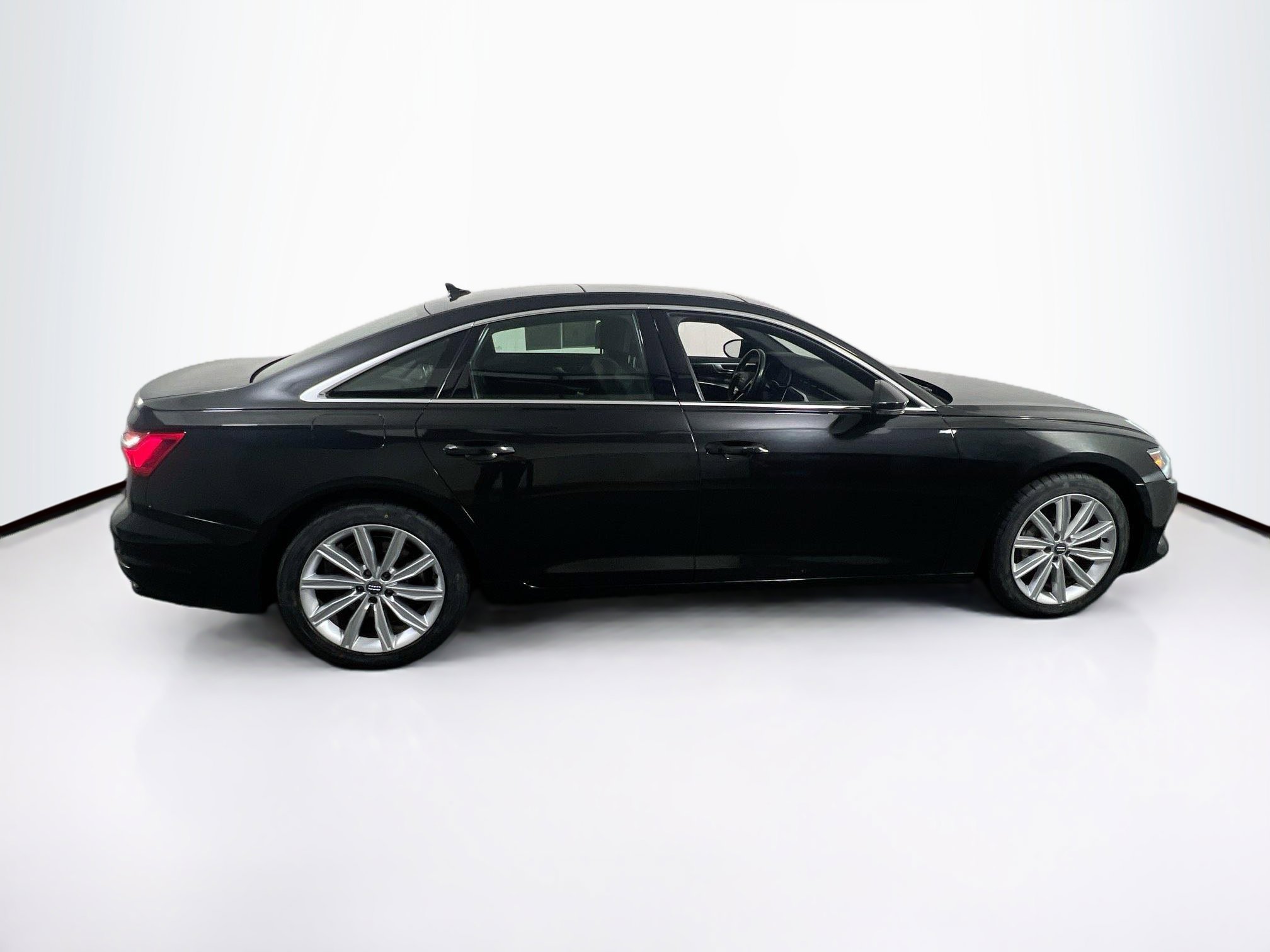 Used 2019 Audi A6 2.0T Premium w/ Convenience Package image 4