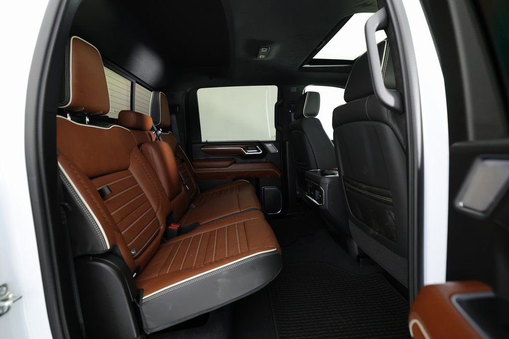 Used 2026 GMC Sierra 2500 Denali Ultimate image 14