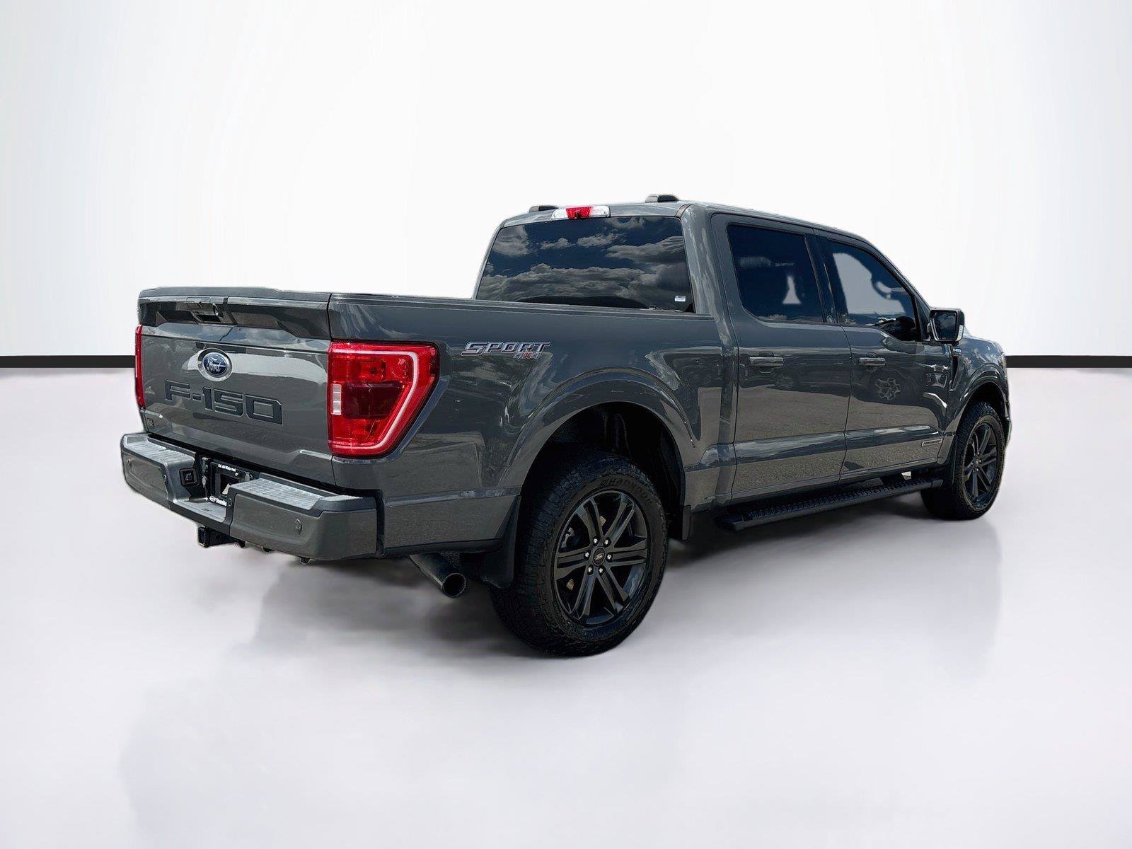 Used 2021 Ford F150 XLT w/ Equipment Group 302A High AWD/4WD image 7