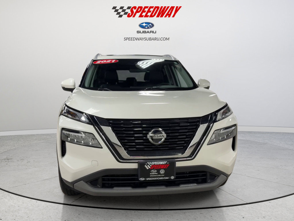 Used 2021 Nissan Rogue SV w/ Premium Package FWD image 13