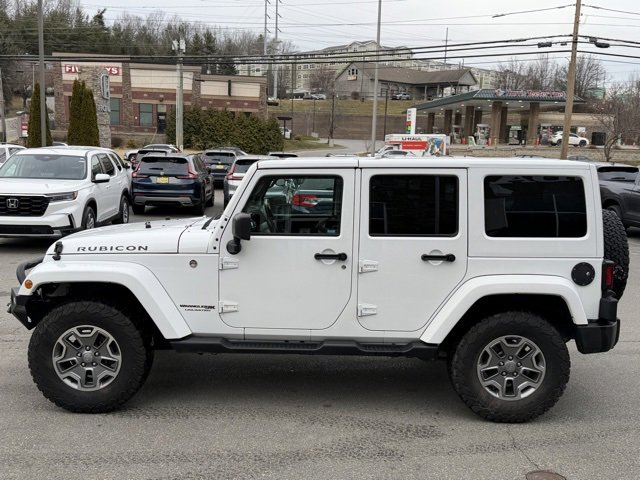 Used 2018 Jeep Wrangler Unlimited Rubicon w/ Connectivity Group image 8