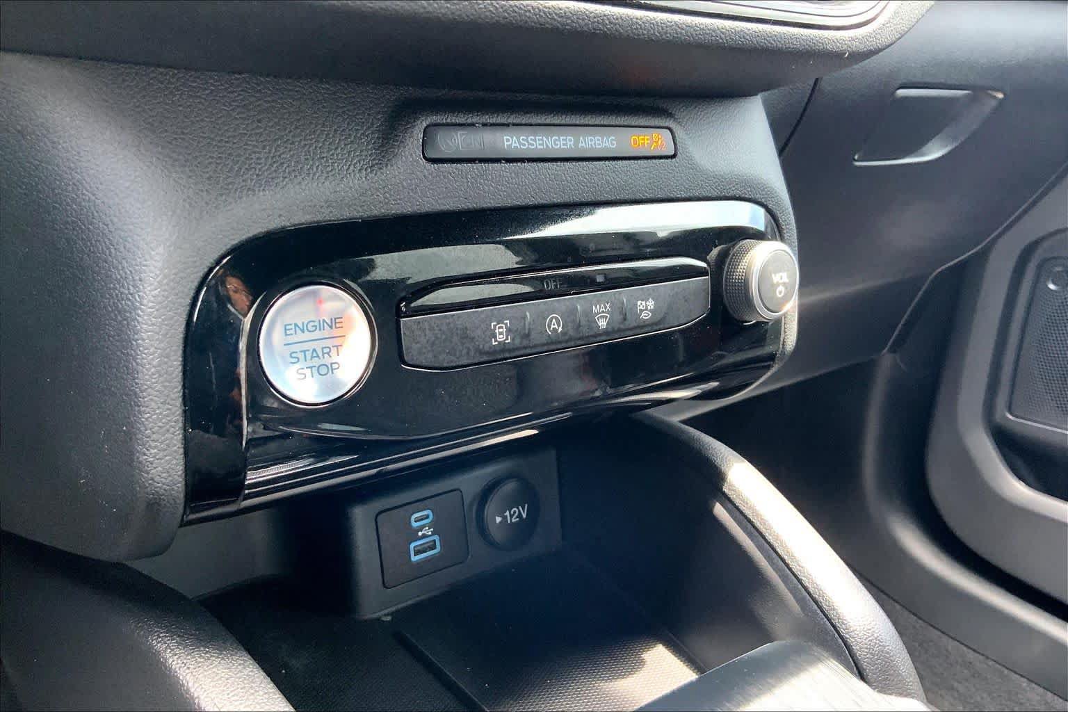 Used 2023 Ford Escape ST-Line w/ Tech Pack #1 FWD image 33