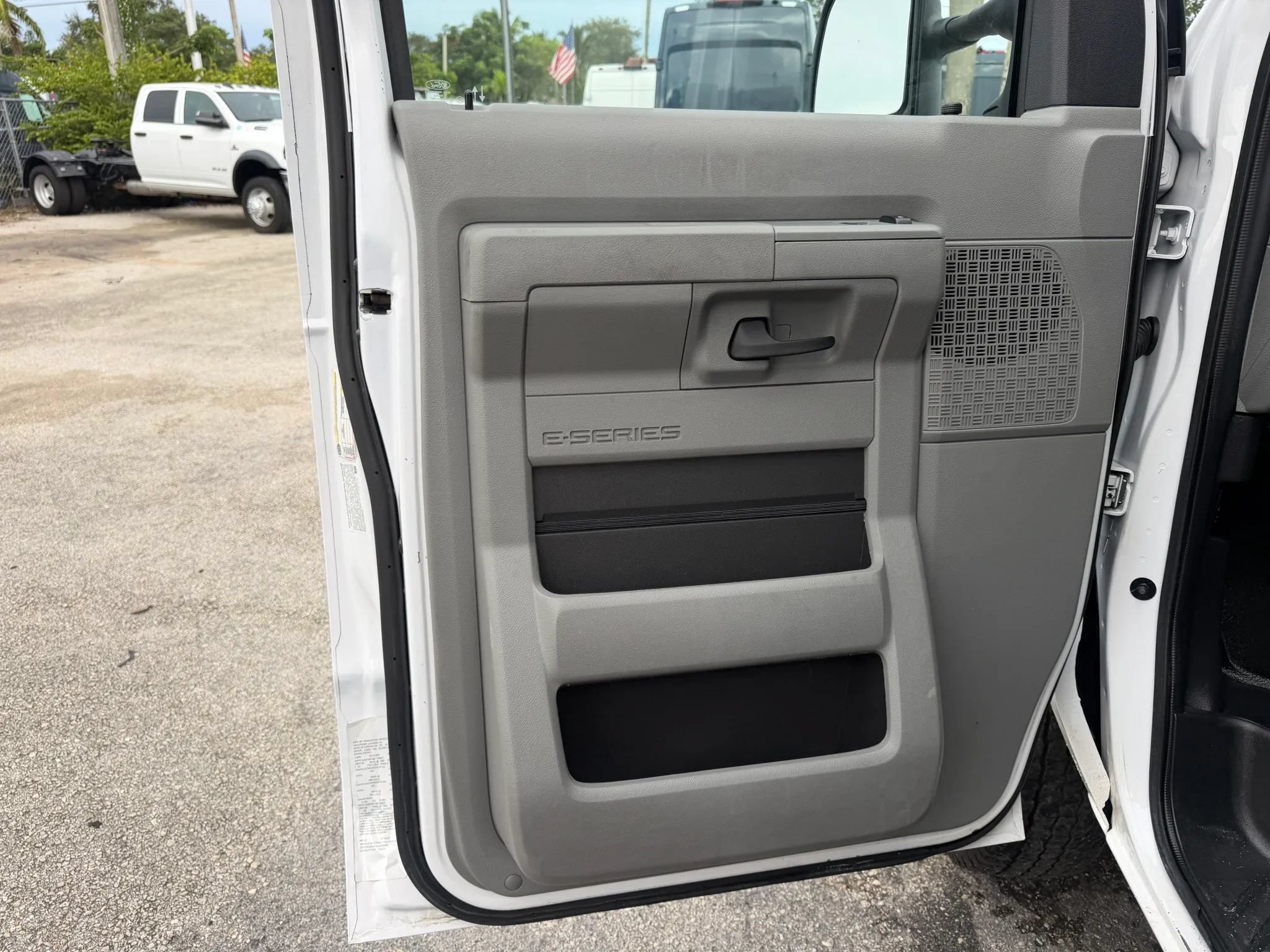 Used 2023 Ford E-350 and Econoline 350 Super Duty w/ Power Windows & Locks Group RWD image 13