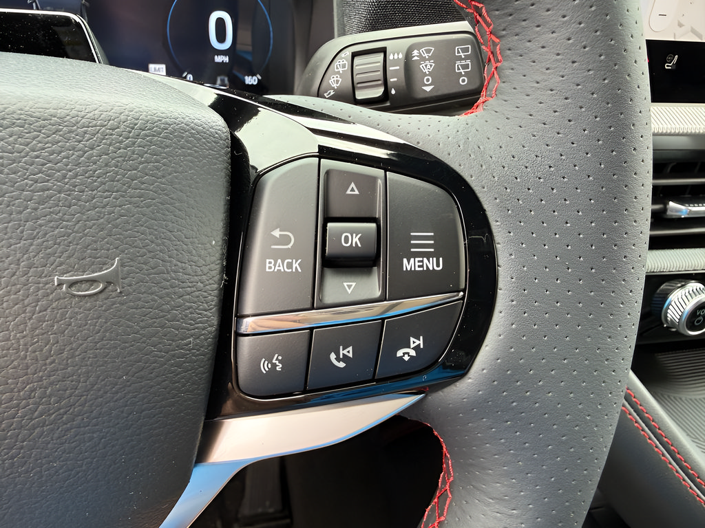 New 2026 Ford Explorer ST-Line w/ ST-Line Street Pack AWD/4WD image 24