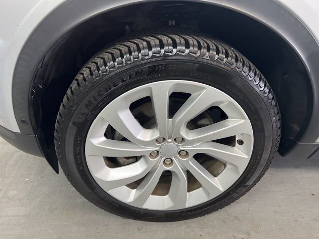 Used 2021 Land Rover Discovery Sport SE image 28