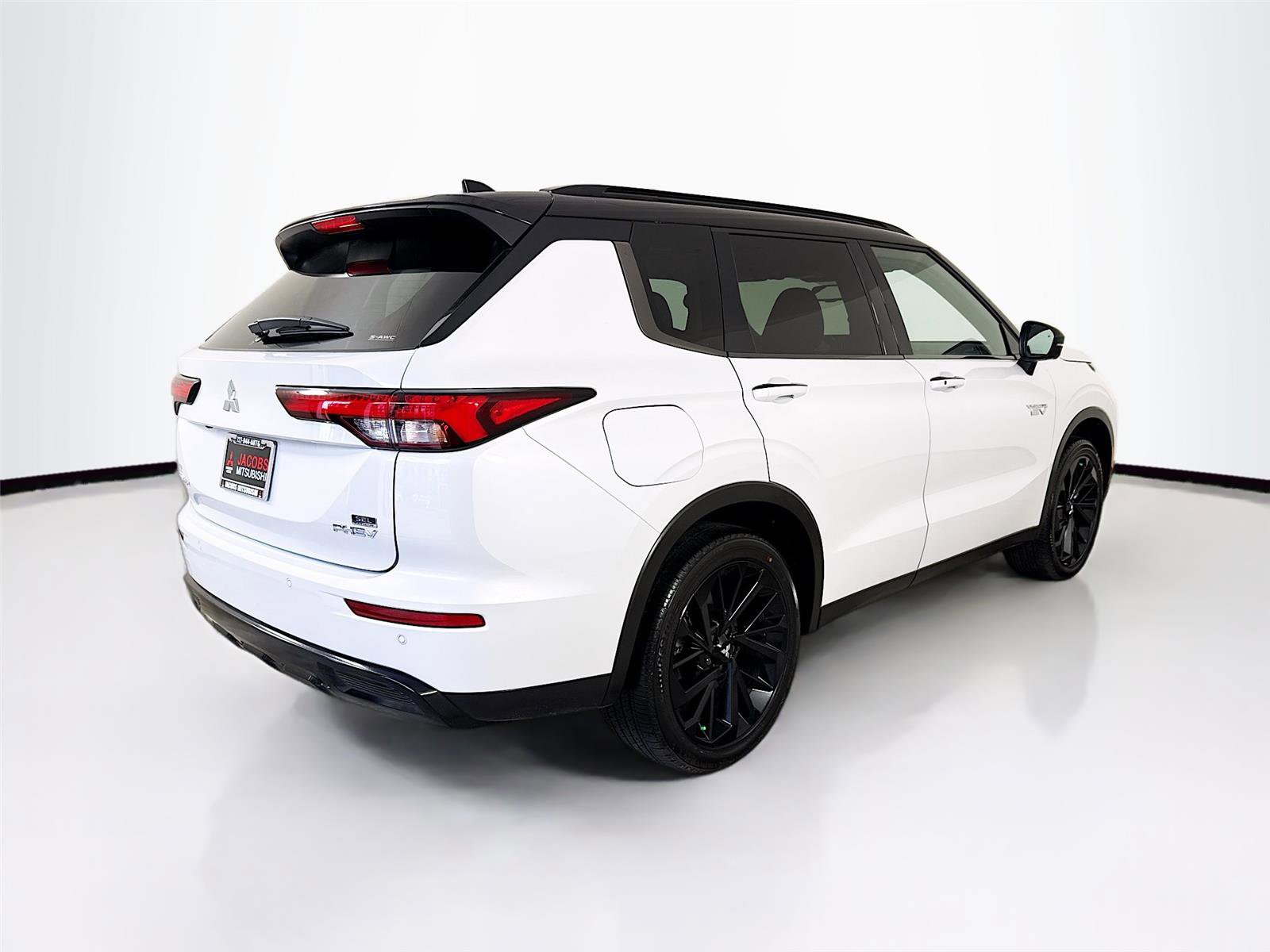 New 2025 Mitsubishi Outlander SEL Black Edition image 7