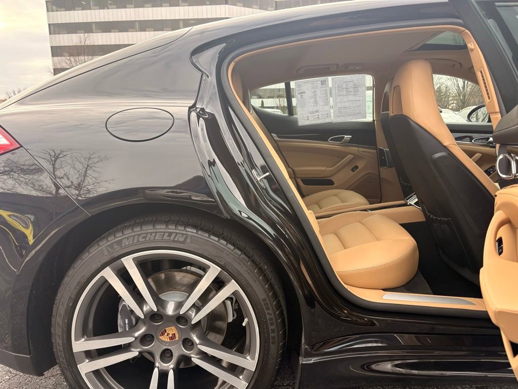Used 2013 Porsche Panamera Platinum Edition image 24